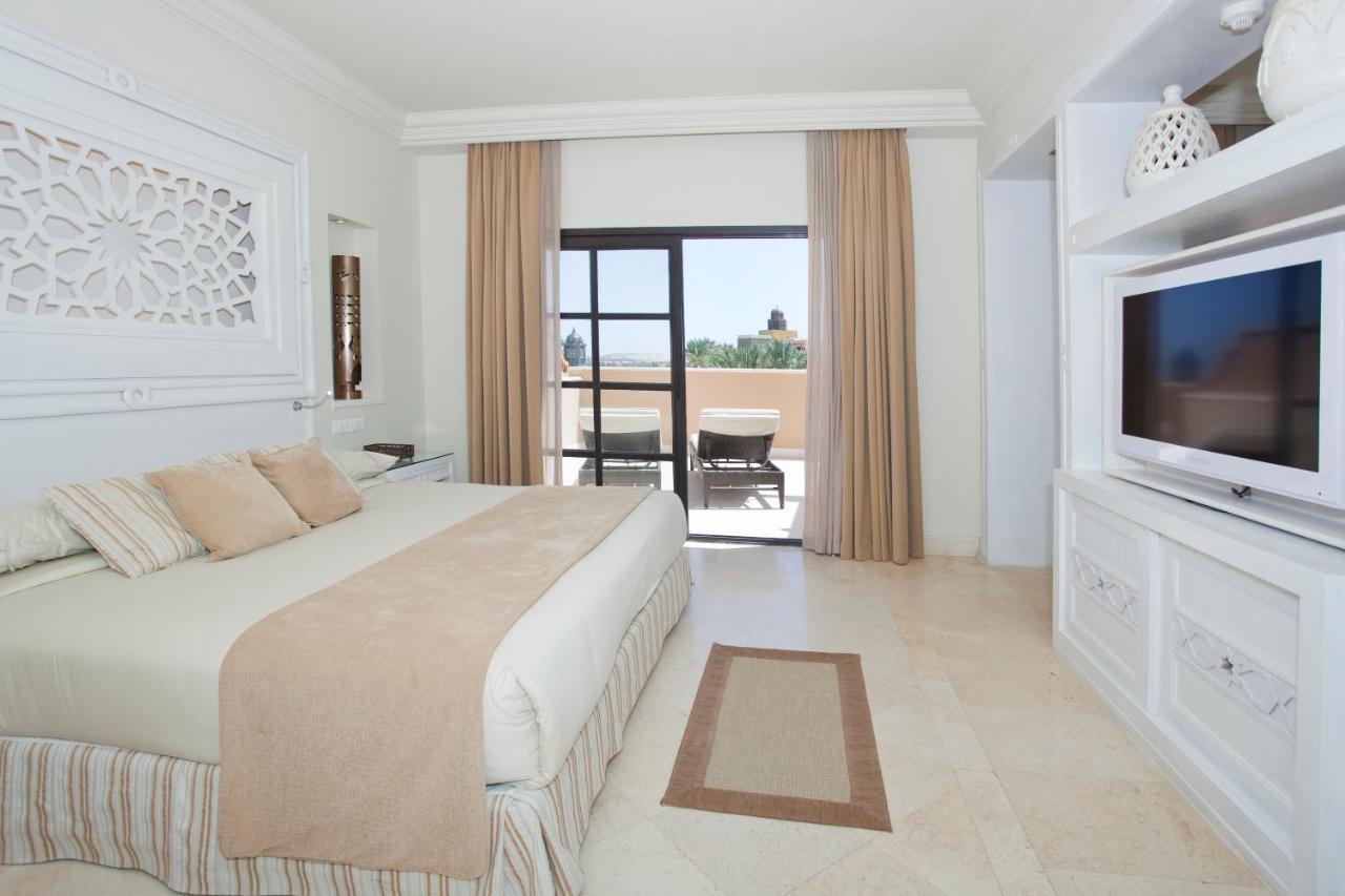 The Makadi Spa Hotel - Couples Only 18 Years Plus Hurghada Exterior photo A bedroom at the hotel