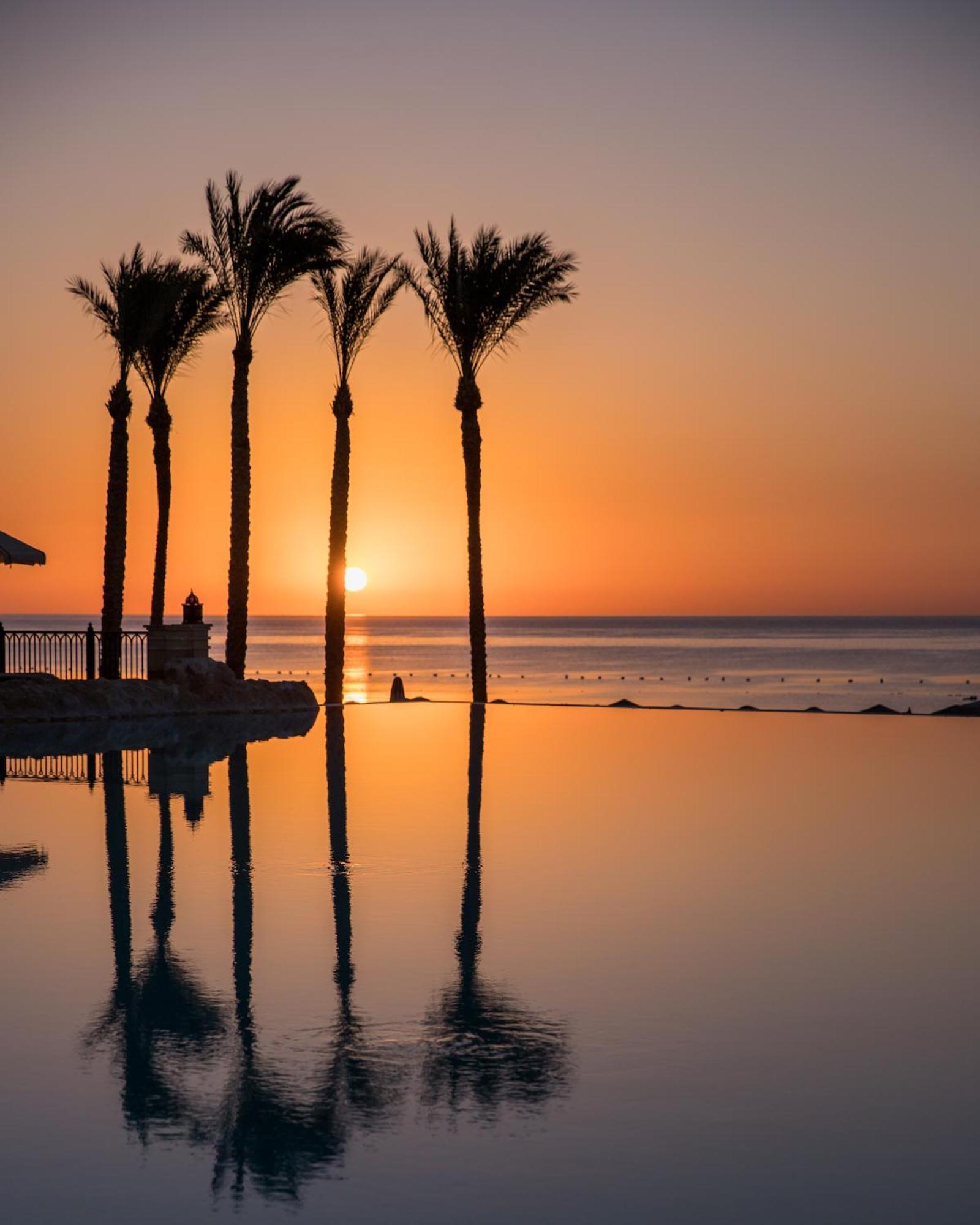 The Makadi Spa Hotel - Couples Only 18 Years Plus Hurghada Exterior photo Sunset at the Hilton Sharm El Sheikh Resort