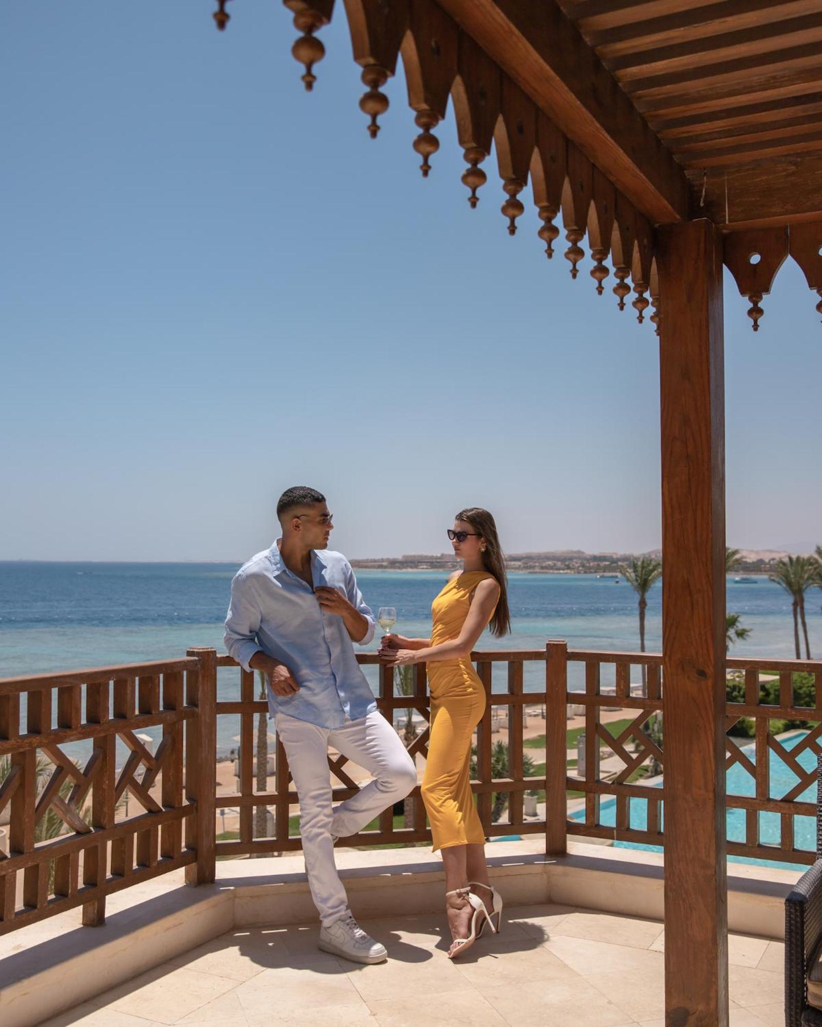 The Makadi Spa Hotel - Couples Only 18 Years Plus Hurghada Exterior photo Tourists at a resort in Hurghada