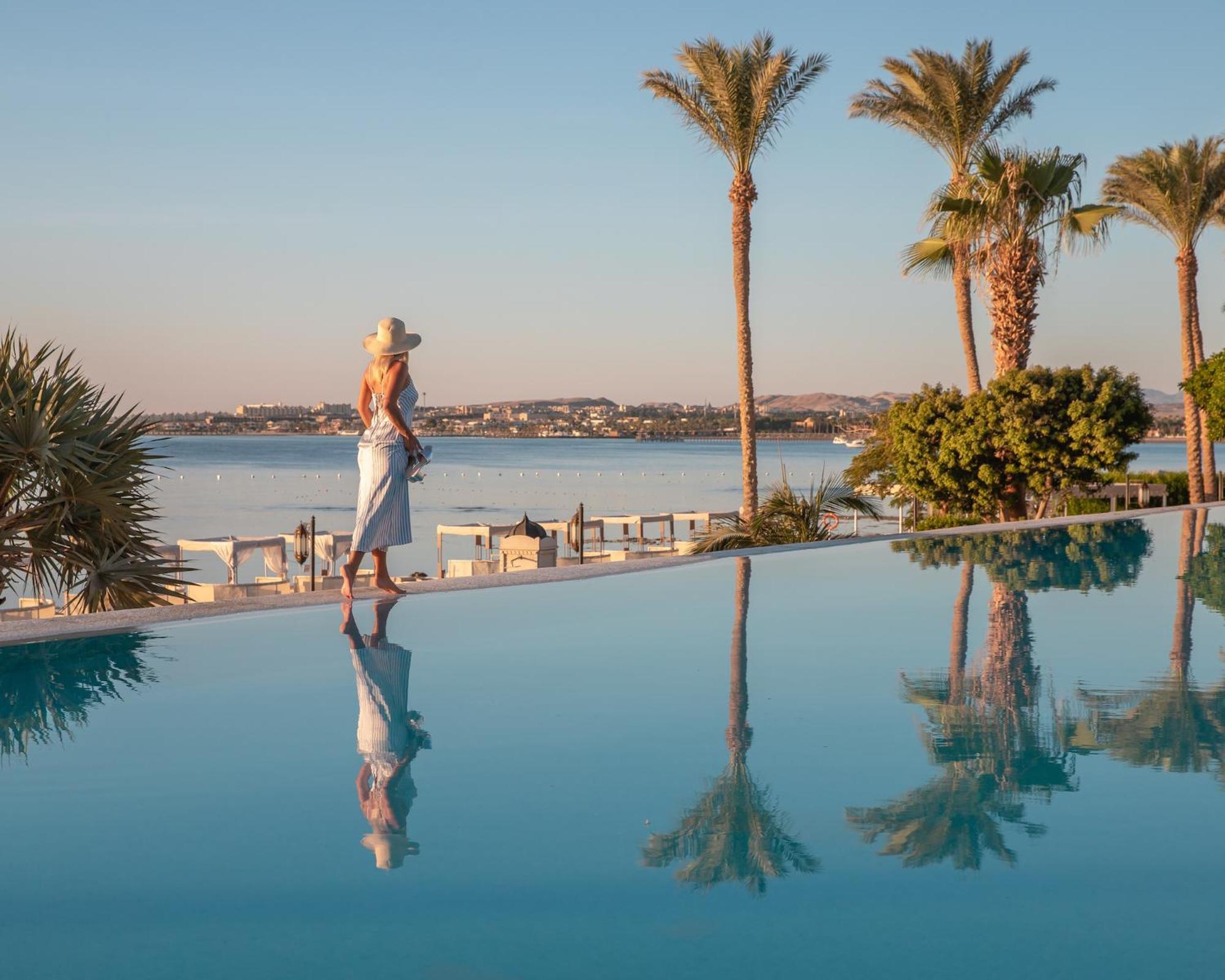 The Makadi Spa Hotel - Couples Only 18 Years Plus Hurghada Exterior photo The resort's infinity pool
